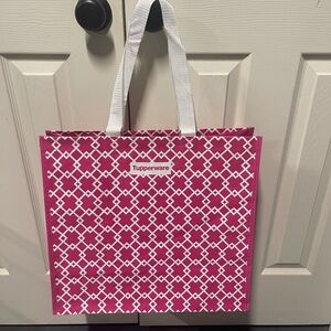 Set of 4 Tupperware Fuchsia and White reusable shopping Totes
